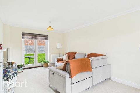undefined, Tayberry Close, Ely