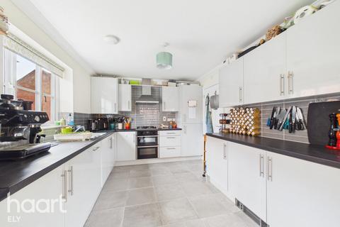 undefined, Tayberry Close, Ely