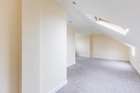 undefined, Gorringe Park Avenue, Mitcham, CR4