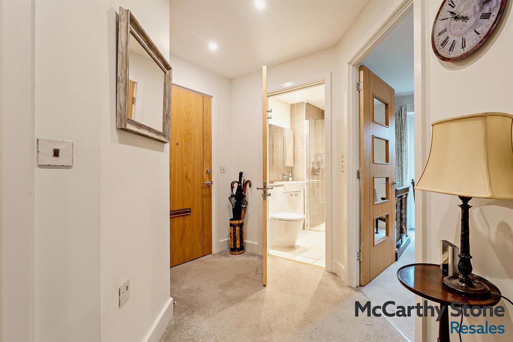 8681617-interior09-800.jpg