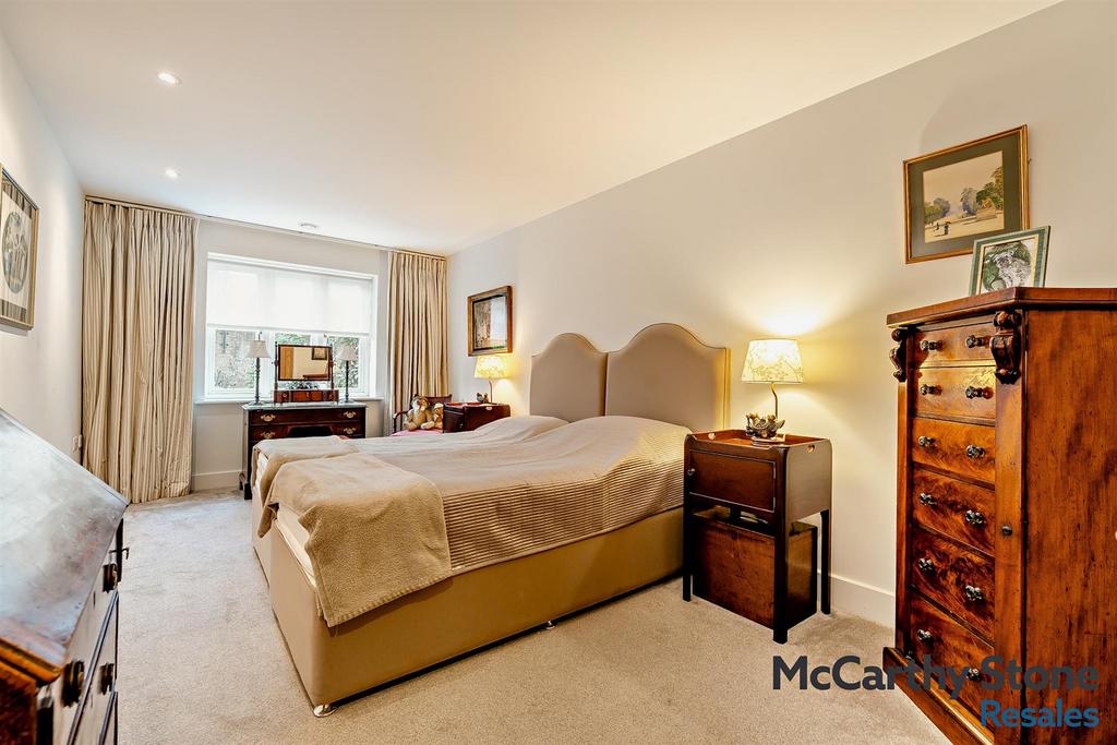 8681617-interior05-800.jpg