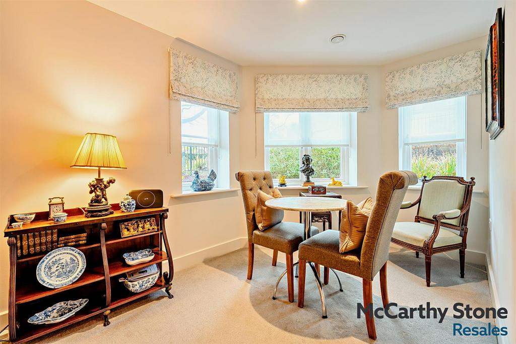 8681617-interior13-800.jpg