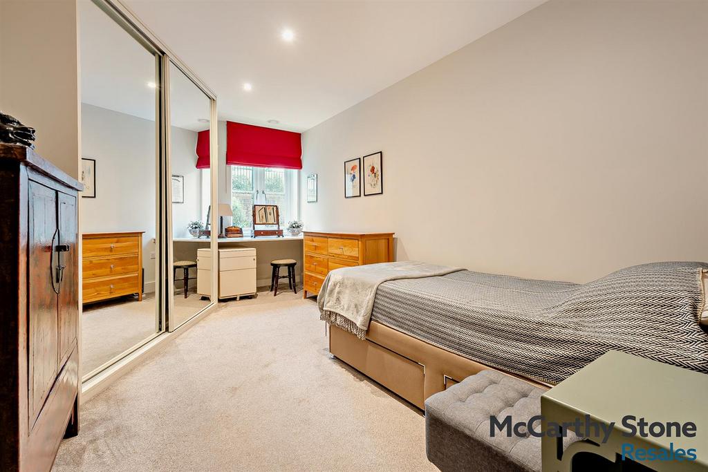 8681617-interior11-800.jpg