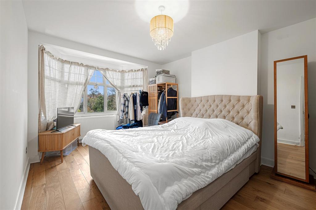 2 Elm Close-18.jpg