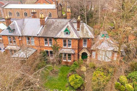 undefined, Amersham Hill, High Wycombe HP13