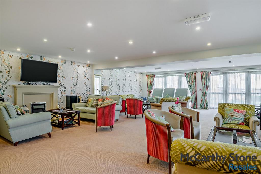 8681560-interior03-800.jpg