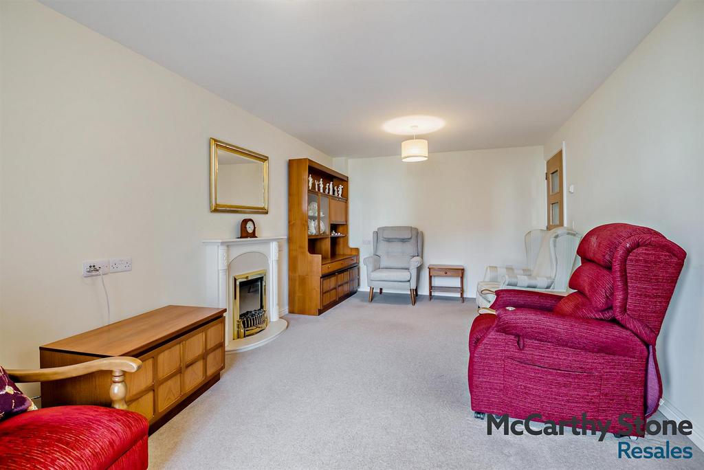 8681560-interior06-800.jpg
