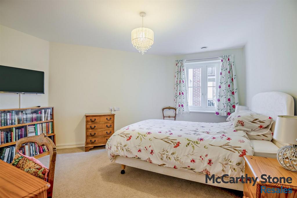 8681560-interior11-800.jpg