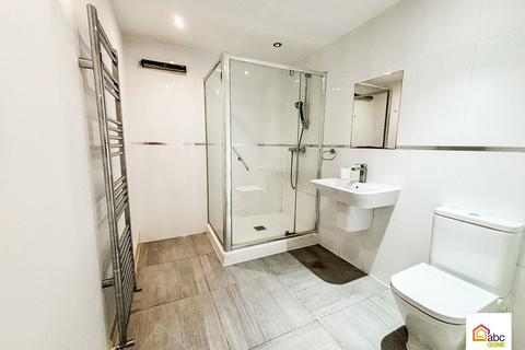 1 bedroom flat to rent, Flat 14 Jhumat Place, Ilford, essex, IG1 2BB, UK