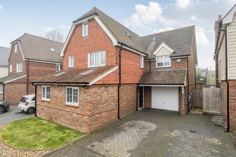 undefined, Warren Lane, Ashford, Kent, TN24