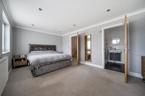 undefined, Warren Lane, Ashford, Kent, TN24