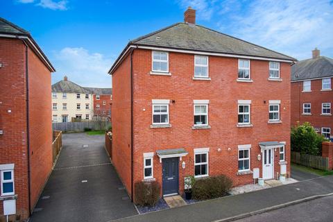 4 bedroom semi-detached house for sale, Greenland Avenue, Wymondham
