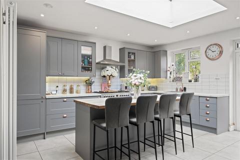 3 bedroom semi-detached house for sale, June Close, Coulsdon