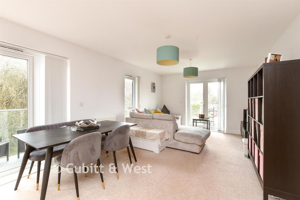 Kitchen Living/Dining Room