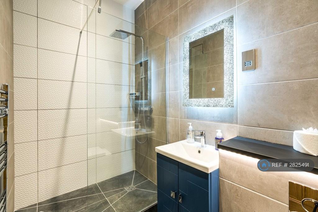 Shared Shower Room