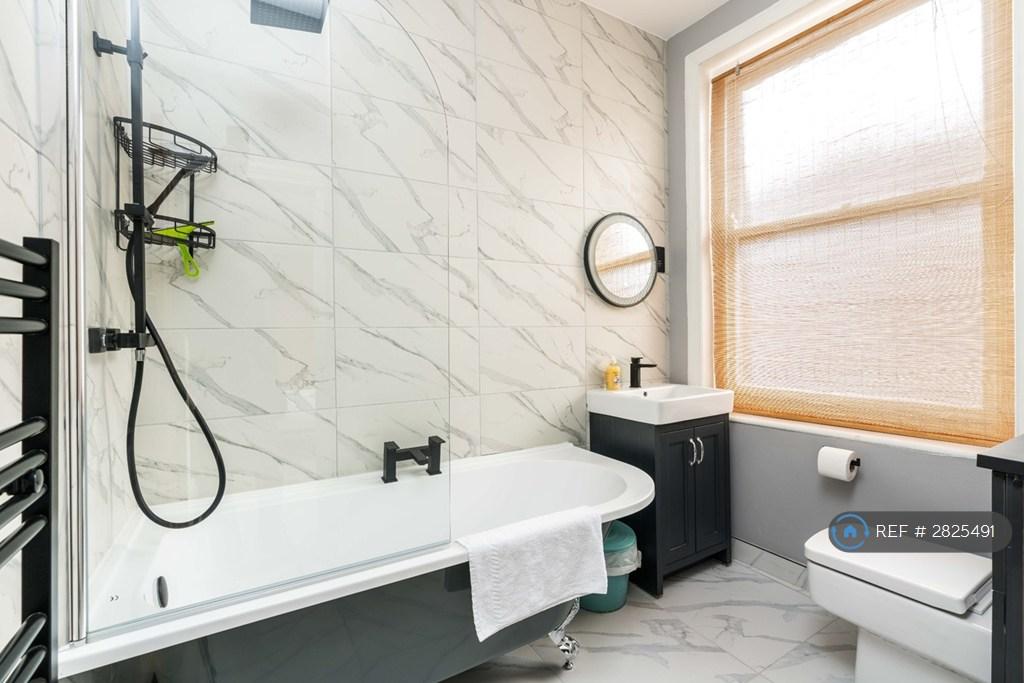 Ensuite Bathroom