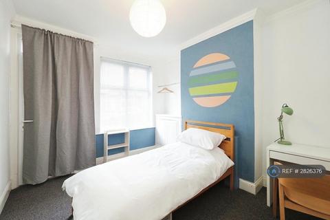 undefined, Warwick St, Leicester, LE3