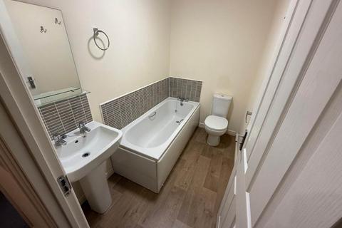 undefined, Trem Gwlad Yr Haf*, Bridgend CF35
