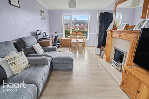 2 bedroom semi-detached house for sale, Ruckland Avenue, Lincoln