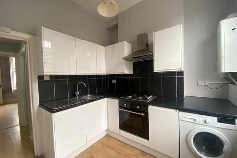 1 bedroom flat to rent, London SW16