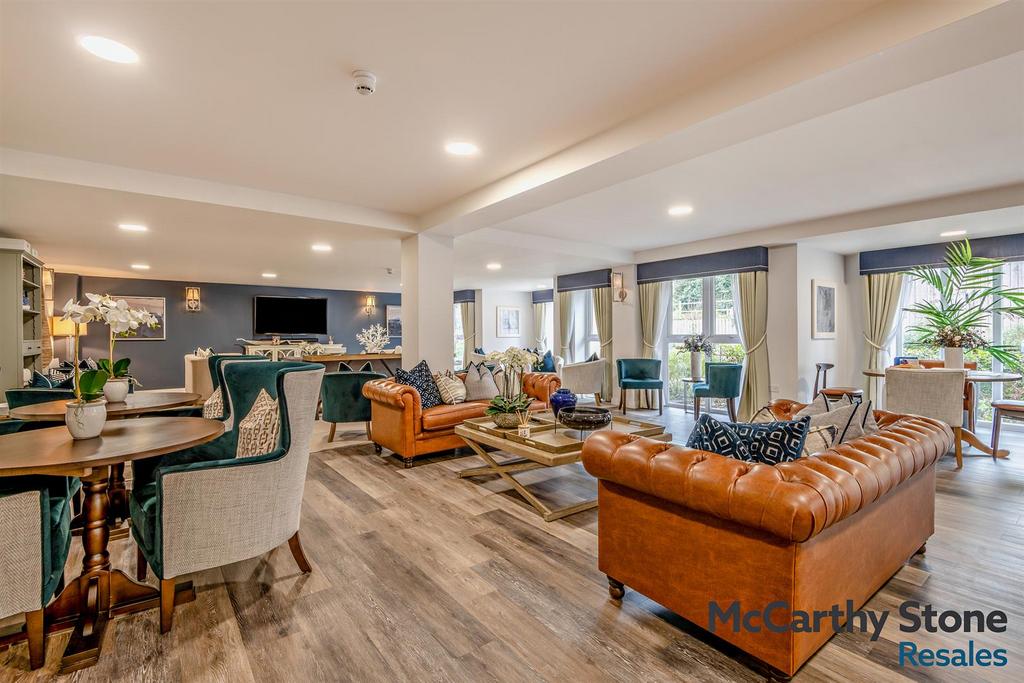 8681467-interior18-800.jpg