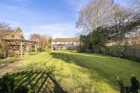 5 bedroom detached house for sale, Dalkeith Road, Harpenden