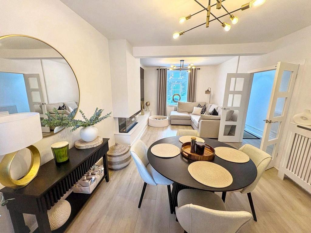 Lounge/diner