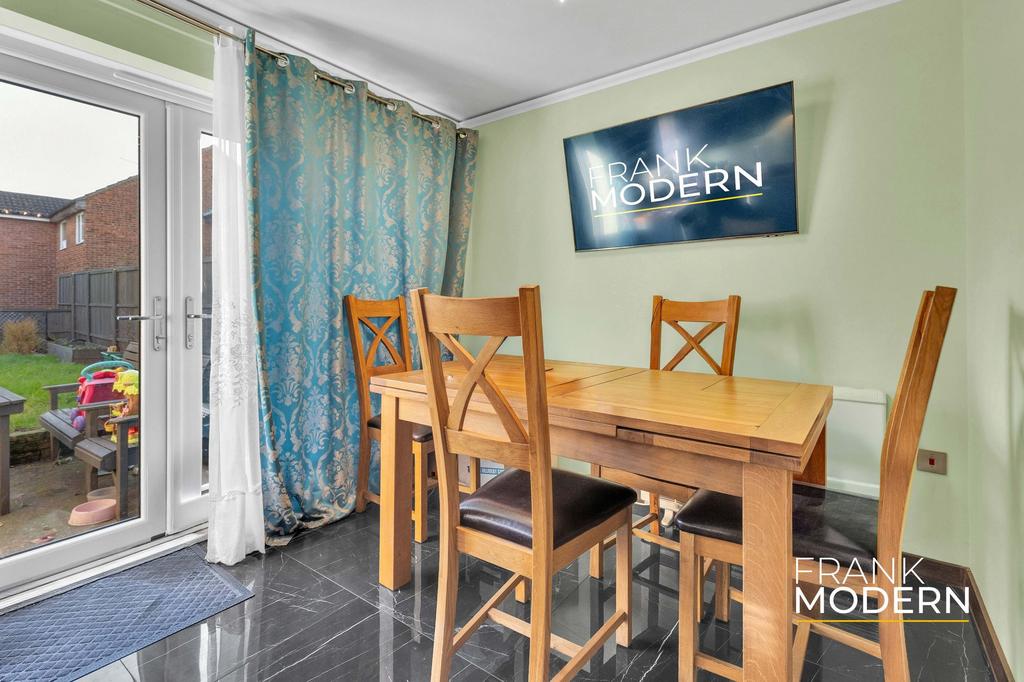 Kitchen / Diner
