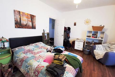 3 bedroom terraced house to rent, Oxford Street, Swansea, SA1