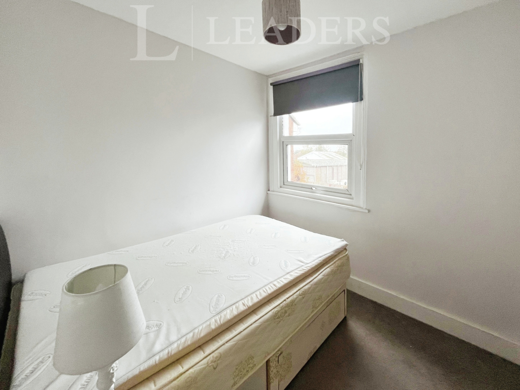 Bedroom 202