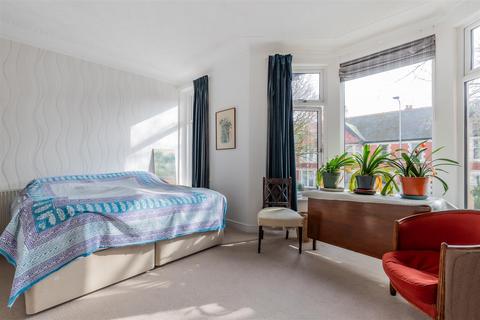 4 bedroom house for sale, Albany Road, Cardiff CF24