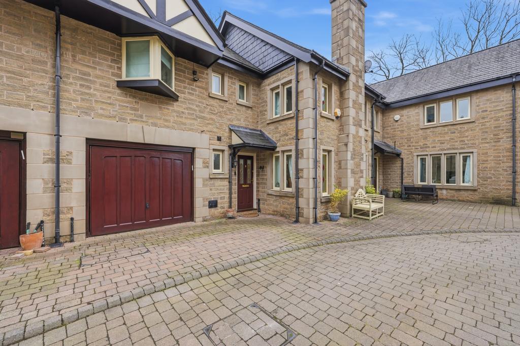 Montpellier Mews, Salford, M7 4 ZW