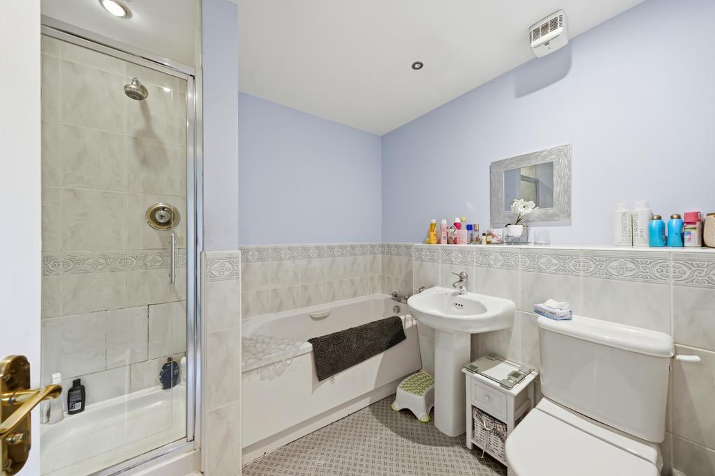 Family bathroom