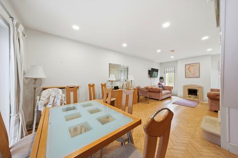 3 bedroom mews for sale, Montpellier Mews, Salford, M7 4ZW