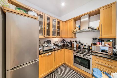 2 bedroom flat to rent, Finchley Road, London NW3