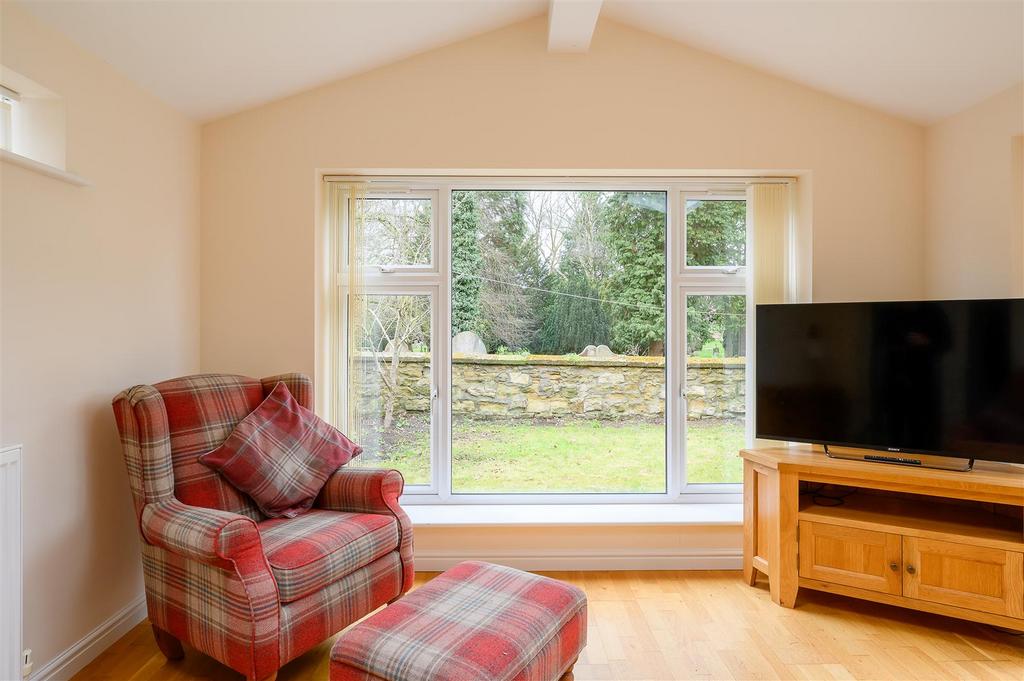 15 Copperfield Close-12[1].jpg