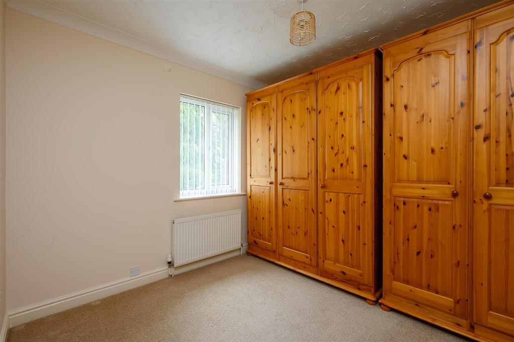 15 Copperfield Close-6[1].jpg