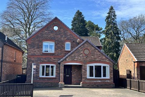 3 bedroom detached house for sale, Copperfield Close, Malton YO17