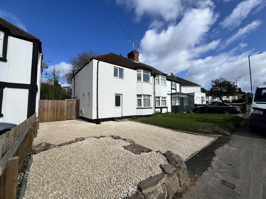 3 bed semi-detached house for sale Coalway Road,