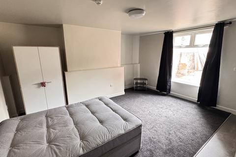 undefined, Wakefield, West Yorkshire, WF1