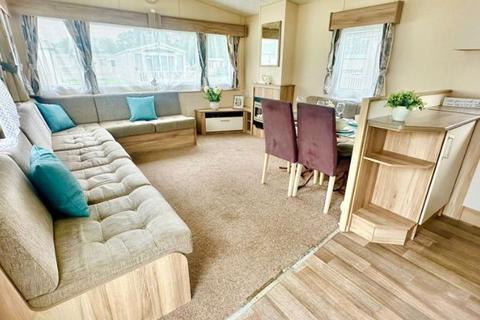undefined, Hoburne Bashley Holiday Park