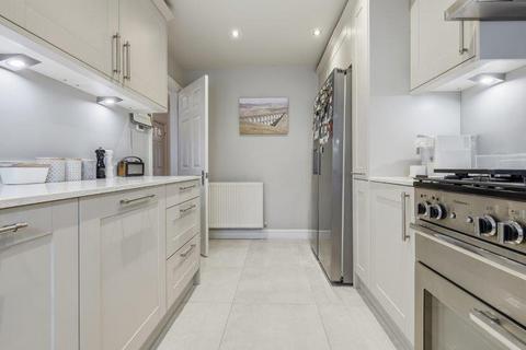 4 bedroom detached house for sale, Lynmouth Avenue, Chelmsford, CM2