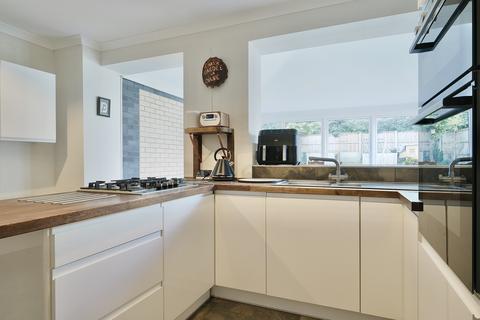 undefined, Laxton Close, Eaton Ford PE19