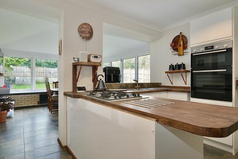 undefined, Laxton Close, Eaton Ford PE19