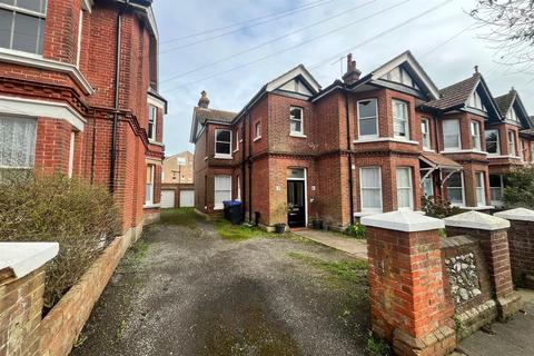 undefined, Worthing BN11