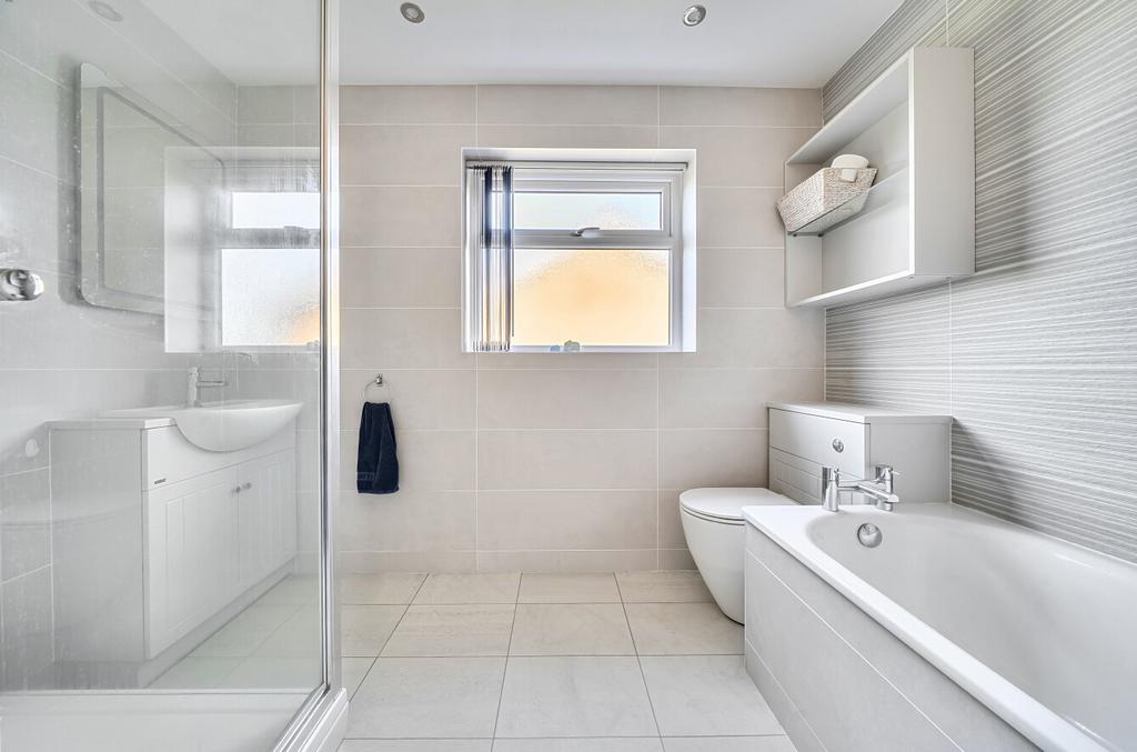 Main Bathroom
