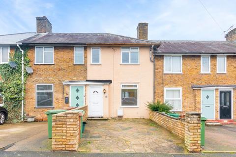 2 bedroom terraced house to rent, Whitland Road, Carshalton, SM5