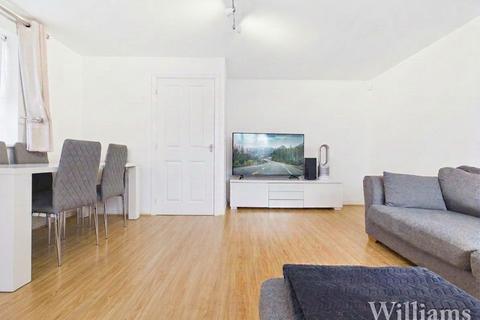 3 bedroom end of terrace house for sale, Rede Close, Aylesbury HP19