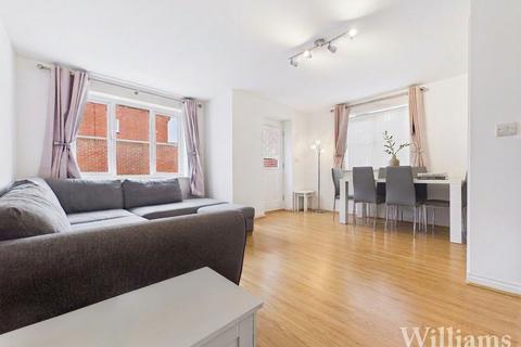 3 bedroom end of terrace house for sale, Rede Close, Aylesbury HP19