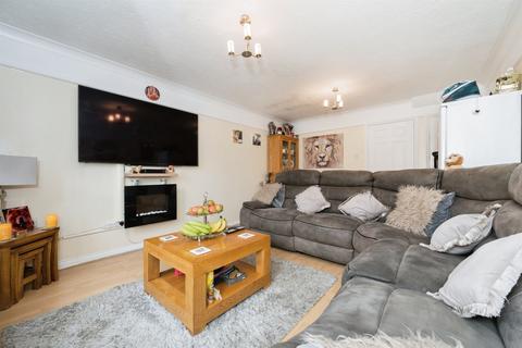 2 bedroom terraced house for sale, Glen Road, Southampton